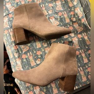 Women's Tan Ankle Boots